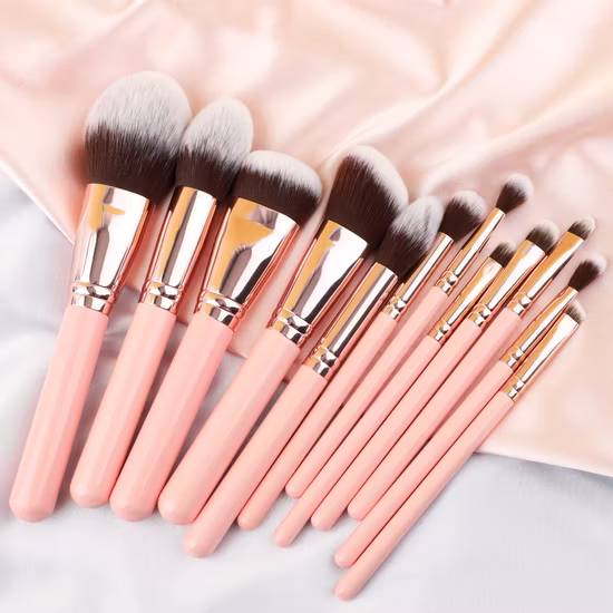 Set di pennelli per trucco di produttori di trucco a tubo rosa all'ingrosso